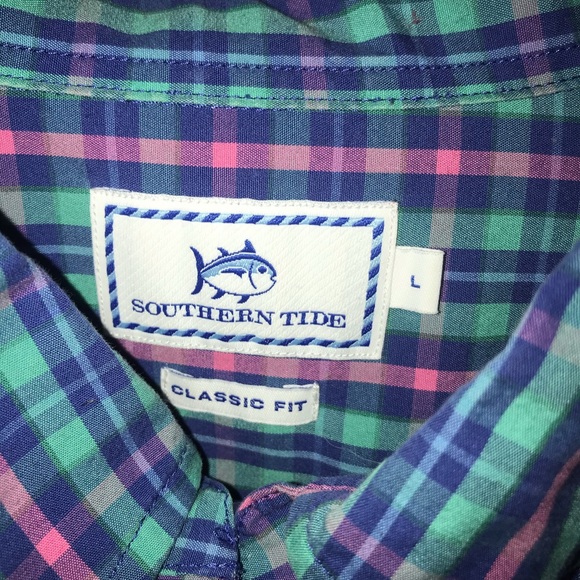 Southern Tide button down - Picture 2 of 2
